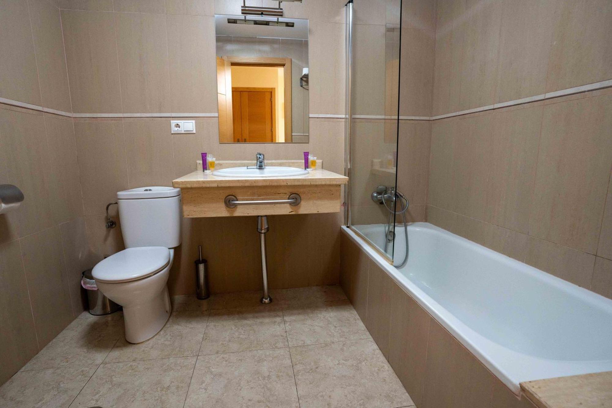 Hotel Sierra De Huesa Pokoj fotografie